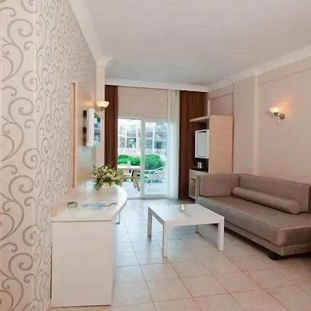 Hotell Club Mermaid Village 4*